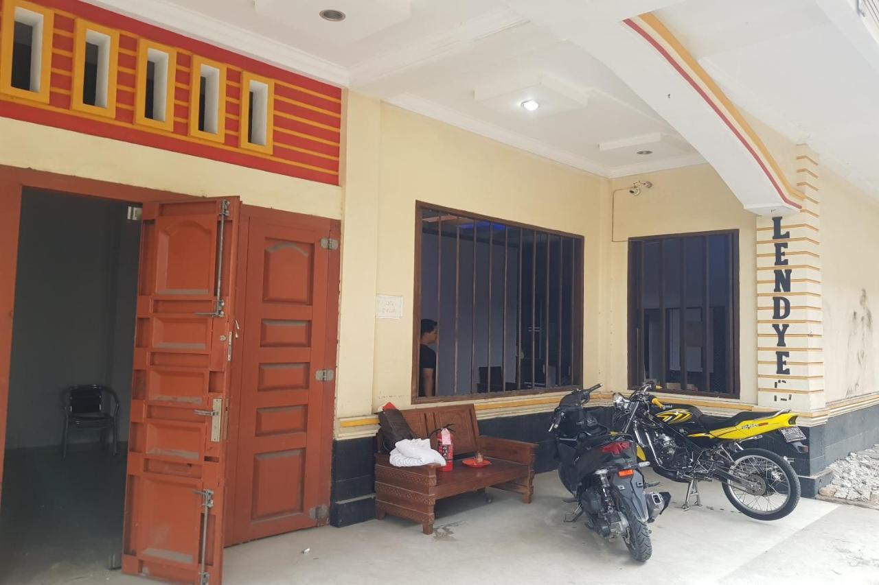 Oyo 91647 Sanina Residence Pematangsiantar Exterior foto